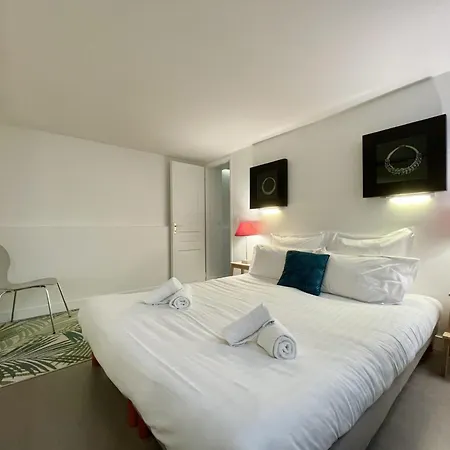 202419 - Elegant Apartment For 6 People In The Montorgueil Area Paris Exterior photo
